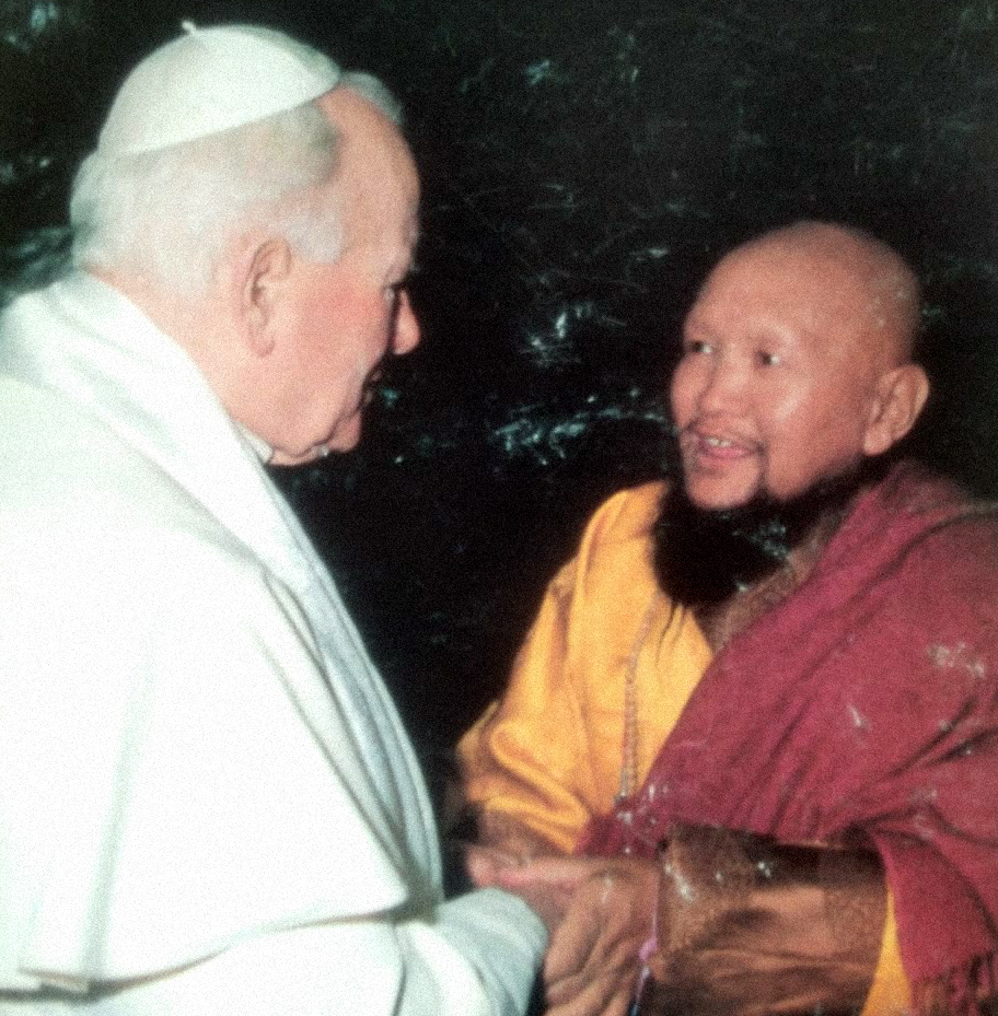 Lama Gangchen with Pope John Paul II